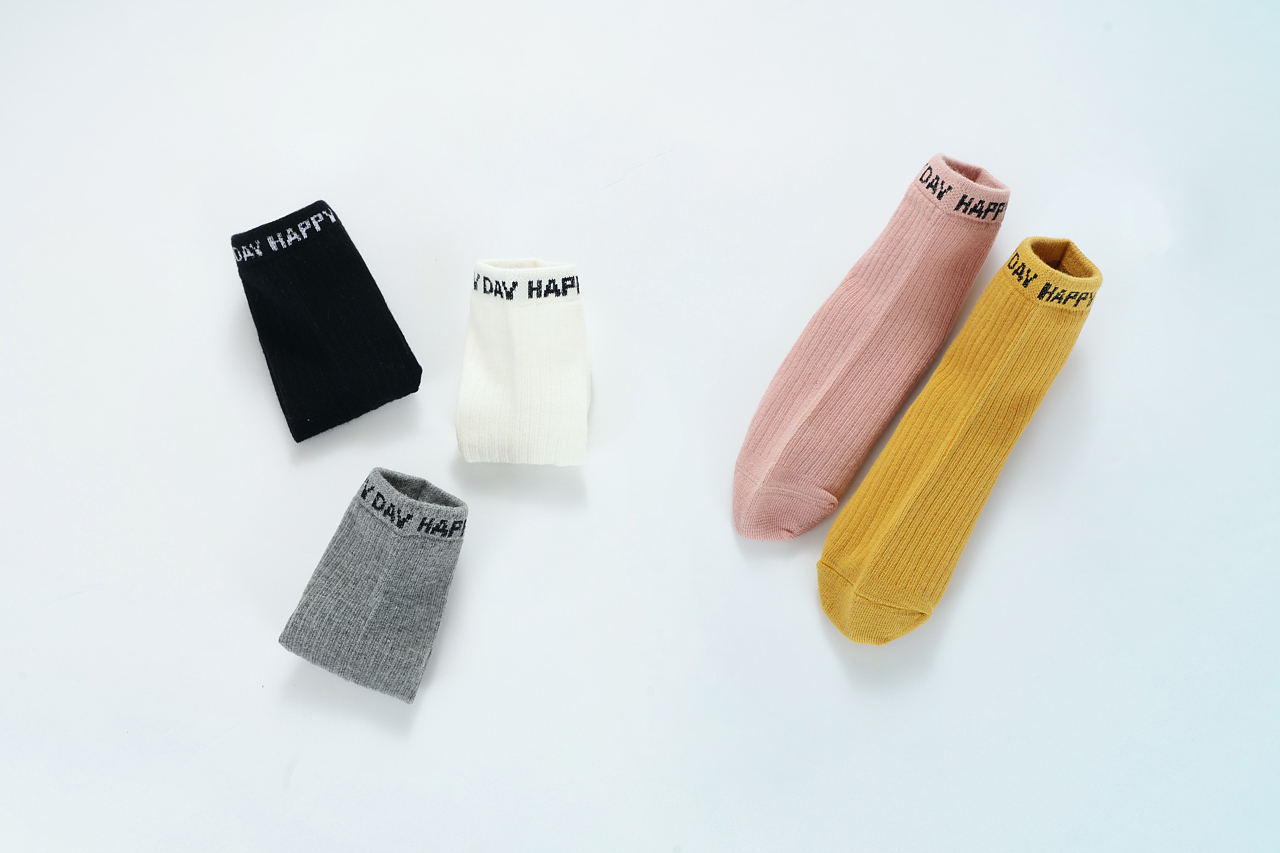 童襪產品擺放與后期攝像 打造吸睛的視覺營銷